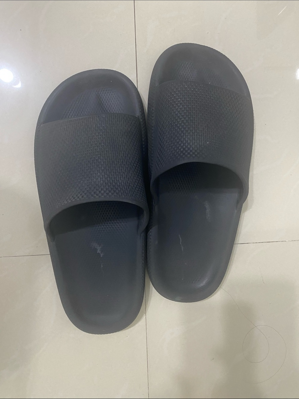 SHEIN Black Men's Slide Sandals